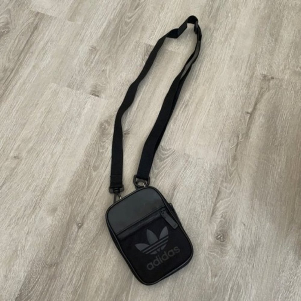 ADIDAS Mini Shoulder Bag with Straps